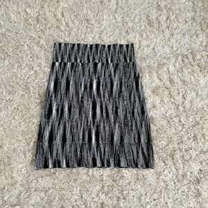 BCBGMAXAZRIAB Black/White Bandage Stretch Skirt